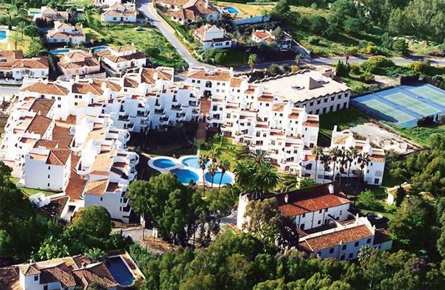 Apartamentos Ona Campanario