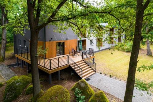 Apartamenty Dabrowka Standard - w lesie, prywatny parking, sauna, park