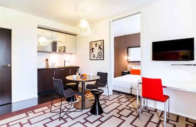 Aparthotel Adagio Grenoble Center*** - 2 Rooms 4 People