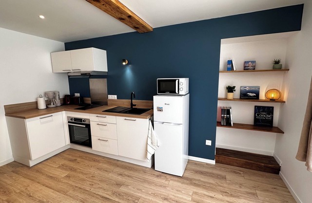 Apartment, village center.
