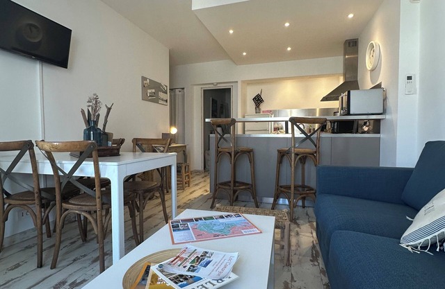 Apartamento de 2 dormitorios, a 5 minutos de las playas y servicios. Wifi gratis