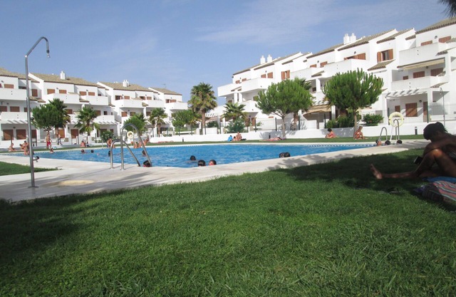 APARTAMENTO EN PLAYA LA BARROSA