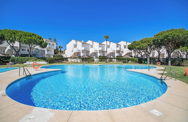 Apartamento 'Maria Del Mar Sea' con piscina compartida, Wi-Fi y aire acondicionado