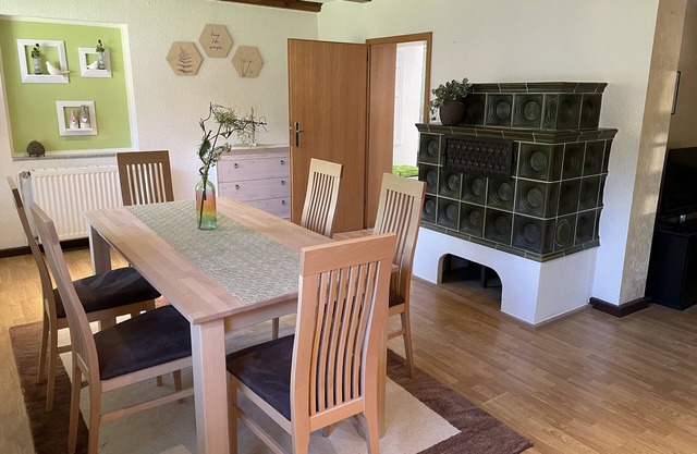 Apartamento 1 en una propiedad de vacaciones tranquila e idílica, directamente en el río con un gran jardín