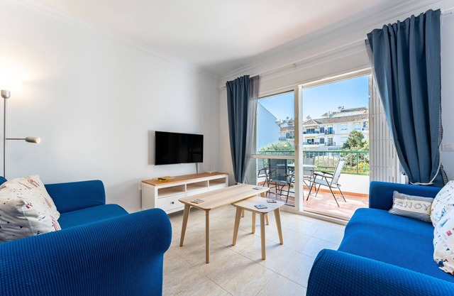 Apartamento '234 Parque Playa La Cala' con piscina compartida, Wi-Fi y aire acondicionado