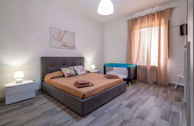 Apartamento 'Alcivico26' con balcón, Wi-Fi y aire acondicionado