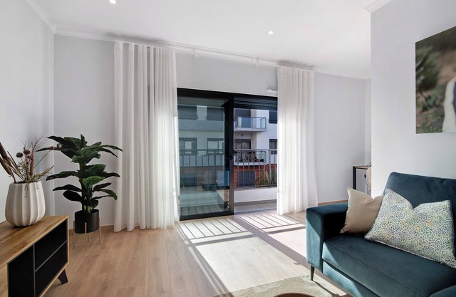 Apartamento 'Beira Mar - 1º Esquerdo' con balcón, Wi-Fi y aire acondicionado