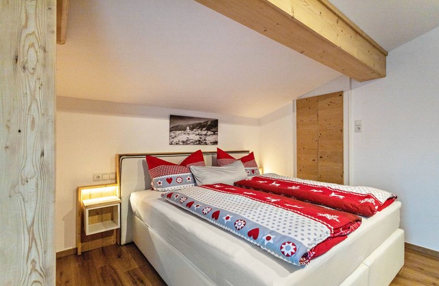 Apartamento 'Bergwelt B' con vistas a la montaña, balcón y Wi-Fi