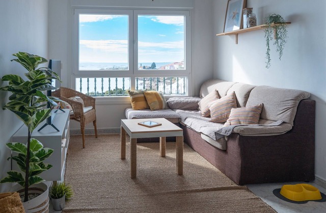 Apartamento 'Cabo Cruz' con vistas al mar, balcón y Wi-Fi