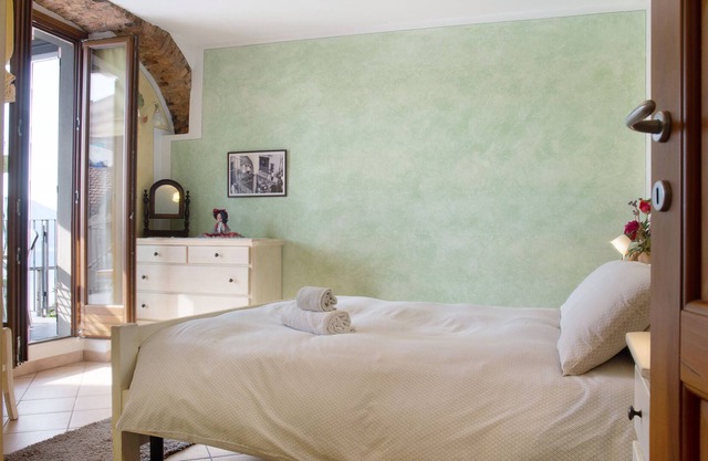 Apartamento "Casale Terrazza con Vista Lago" con Wi-Fi y A/C