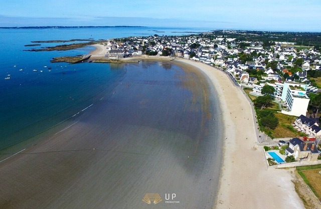 Centro de apartamentos Larmor-Plage y 100 m de las playas