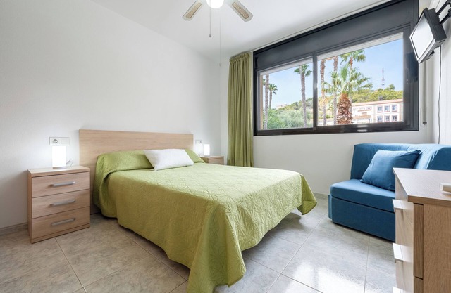 Apartamento 'Constancia' con vistas a la montaña, Wi-Fi y aire acondicionado