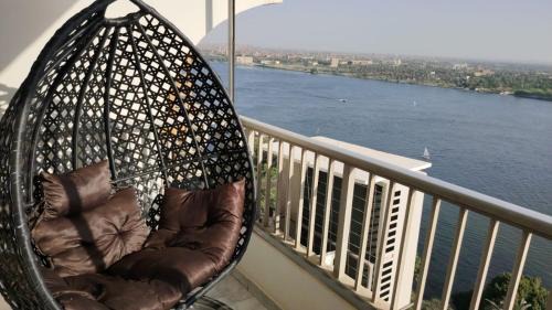 apartment cornish el nile 250 m floor 14