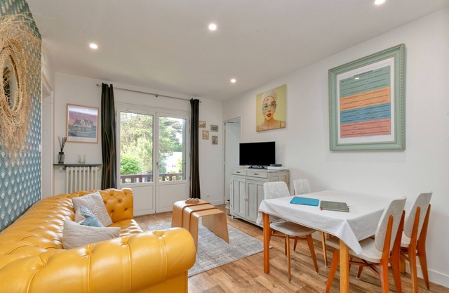 Apartamento 'Des Dryades, Cosy 60m2' con piscina compartida, balcón y Wi-Fi