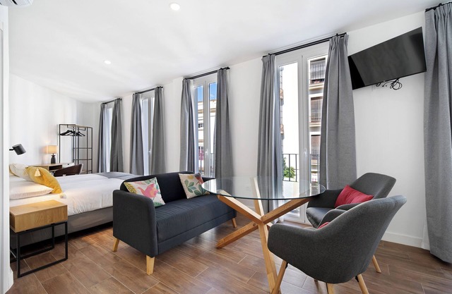 Apartamento 'Casa Milano 1' con balcón, Wi-Fi y aire acondicionado