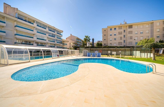 Apartamento "Estrella 2 2 1A Spaniahome" cerca de la playa con piscina compartida y Wi-Fi
