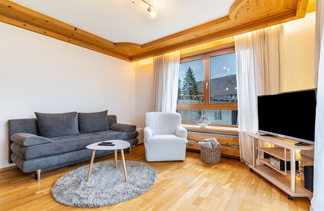 Apartamento 'Ferienwohnung Schwarzwald' con vistas a la montaña, terraza compartida y Wi-Fi