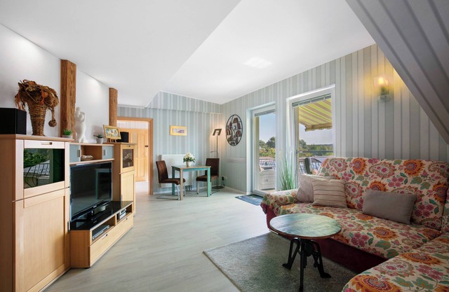 Apartamento 'Ferienwohnung 72 Qm' con terraza privada, jardín compartido y Wi-Fi