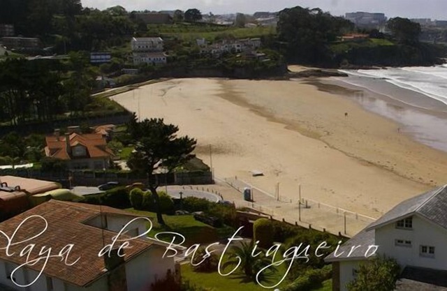Piso cerca de la playa de bastiagueiro