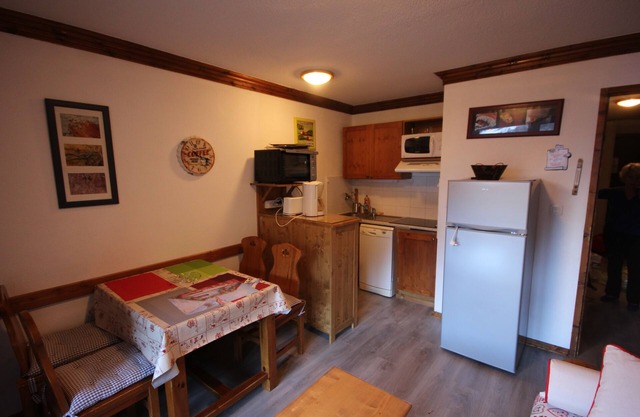 Apartamento de 4 a 5 con sauna piscina y una hamaca