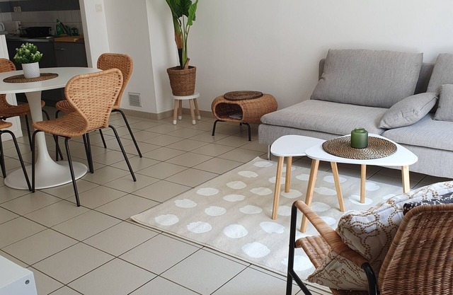 Apartamento-Baño con bañera-Confortable-Terraza-L'Appart