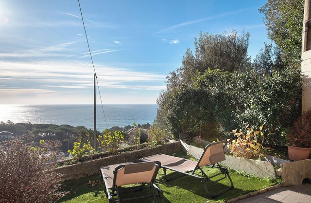Apartamento 'Gli Ulivi Di Bogliasco - Ulivi 4' con vistas al mar, Wi-Fi y aire acondicionado