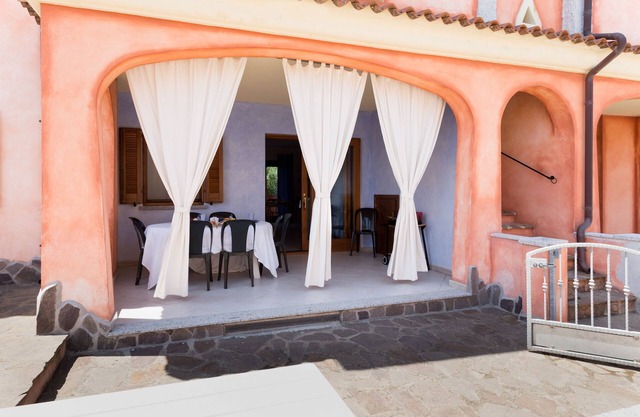 Apartamento 'Granito's' con vistas parciales al mar, Wi-Fi y aire acondicionado
