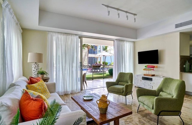Condo En La Playa AH-103 @ Costa Atlantica