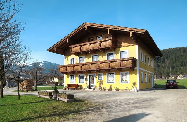 Apartamento Gruber by Interhome