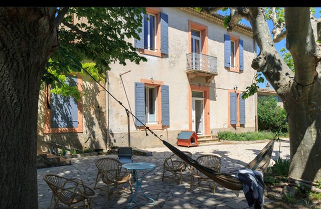 Apartamento en una casa de campo provenzal