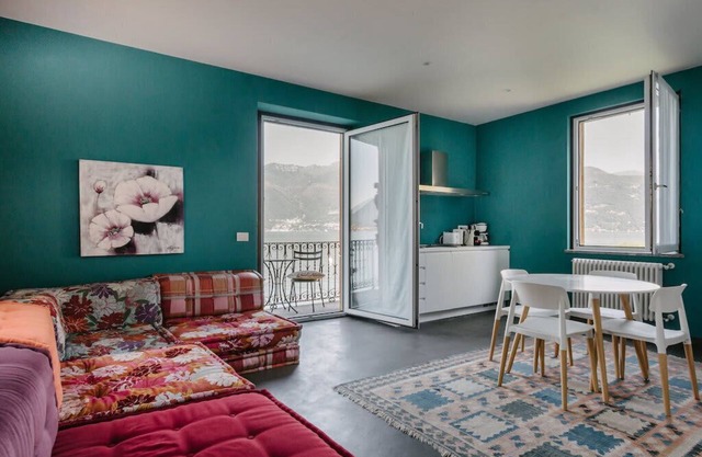 2 bedroom lakeside apartment