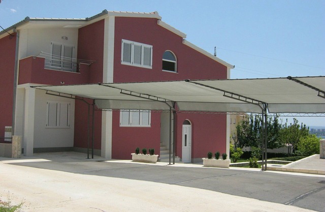 Apartamento en Dalmacia cerca del mar