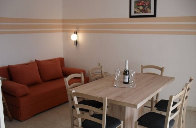 Apartamento en Lopar con Terraza, Acondicionador, WIFI, Lavadora (87-2)