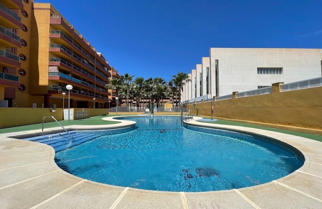 Apartamento en Roquetas cerca de playa