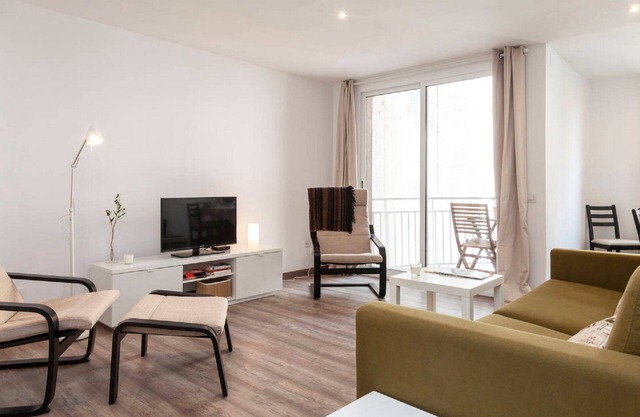 Apartamento en el corazón de Barcelona. Con AC y WiFi de fibra óptica
