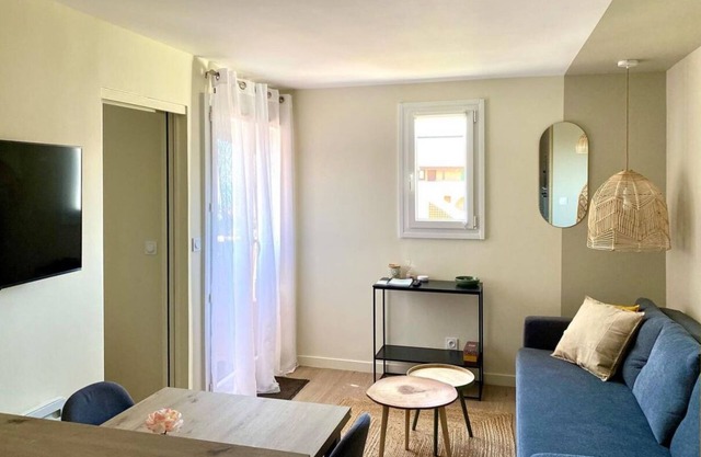 Apartamento 'La Perle Marine' con vistas al mar, piscina compartida y Wi-Fi