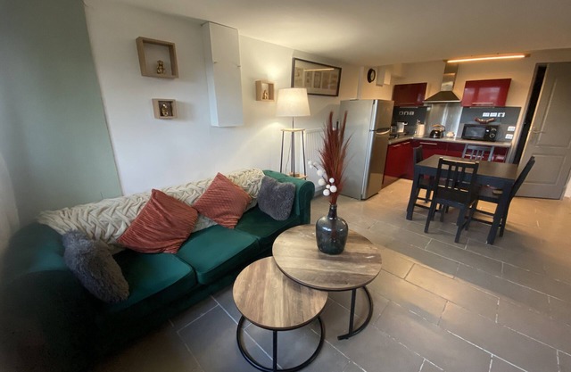 Apartamento 'Le Jardin De Sasha' con terraza privada, jardín privado y Wi-Fi