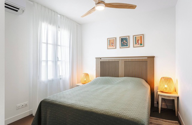 Apartamento 'Les Iles, T2 Vue Mer' con vistas al mar, terraza privada y Wi-Fi