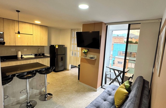 Apartamento ubicado en Laureles cerca a avenida 70 - 702