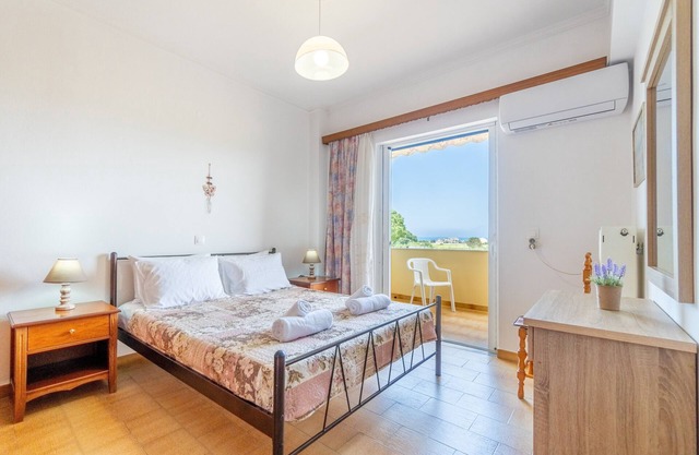 Apartamento 'Lotus 5' con vistas al mar, Wi-Fi y aire acondicionado