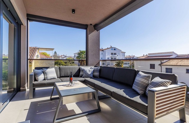Apartamento Marina by Interhome