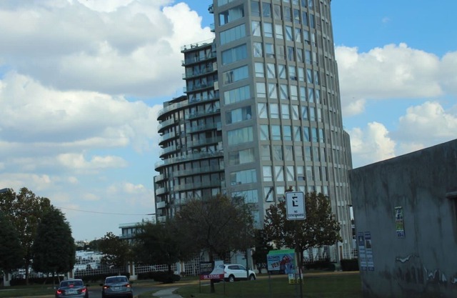Departamento en buena zona, Gim, piscina y azadero