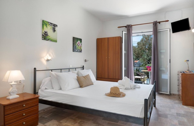 Apartamento 'No 12' con piscina compartida, Wi-Fi y aire acondicionado
