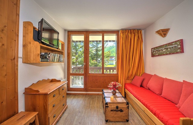 Apartamento en las pistas, con acceso directo a las pistas de esquí, tiendas a 5 minutos a pie