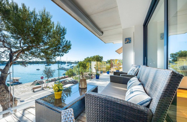 Apartamento 'Ponent' con vistas al mar, Wi-Fi y aire acondicionado