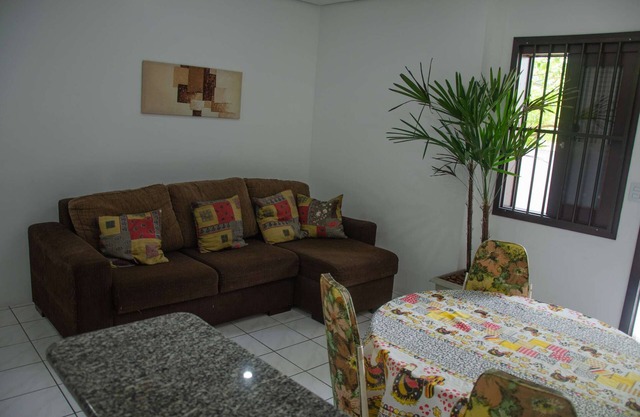 Apartamento Principado, grandes, 2 dormitorios, planta baja, de unos 50 metros río Mampituba