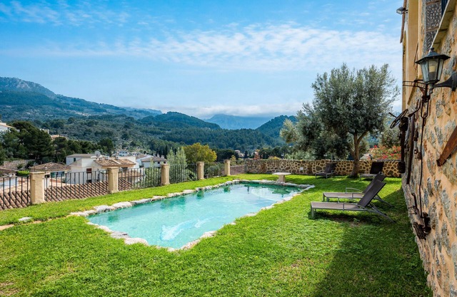 Apartamento 'Quarteró' con vistas a la montaña, Wi-Fi y aire acondicionado