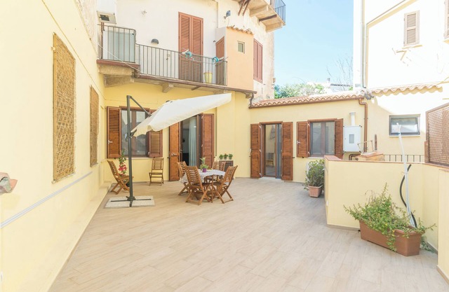 Apartamento 'Rifla Vacanze' con terraza y Wi-Fi
