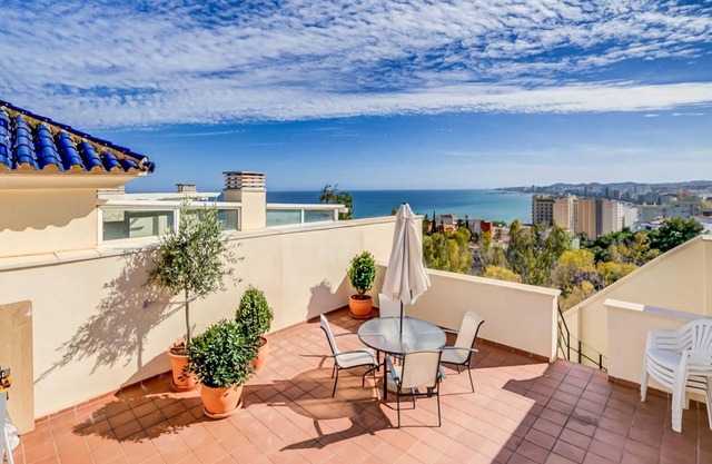 Apartamento 'Sea View Paradize' con vistas al mar, Wi-Fi y aire acondicionado