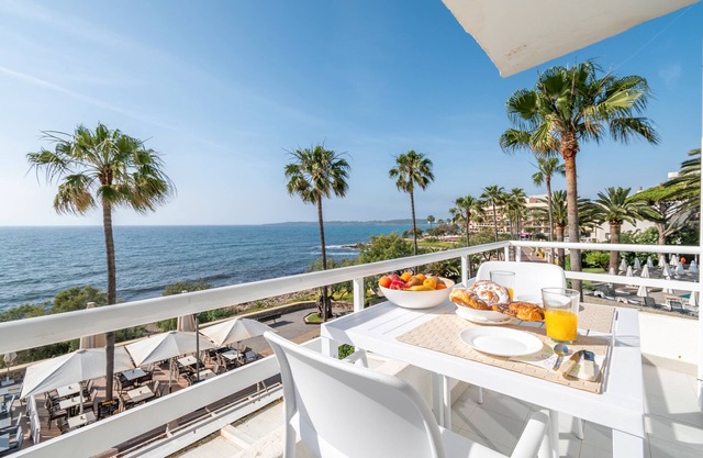 Apartamento 'Ses Roques' con vistas al mar, Wi-Fi y aire acondicionado